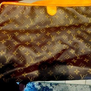 Authentic Louis Vuitton Shoulder Bag/Tote